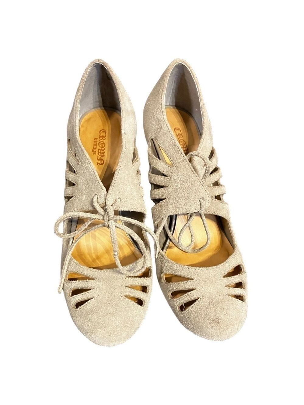 Crown Vintage Beige Suede Mary Jane Heels 6.5 - Picture 6 of 8
